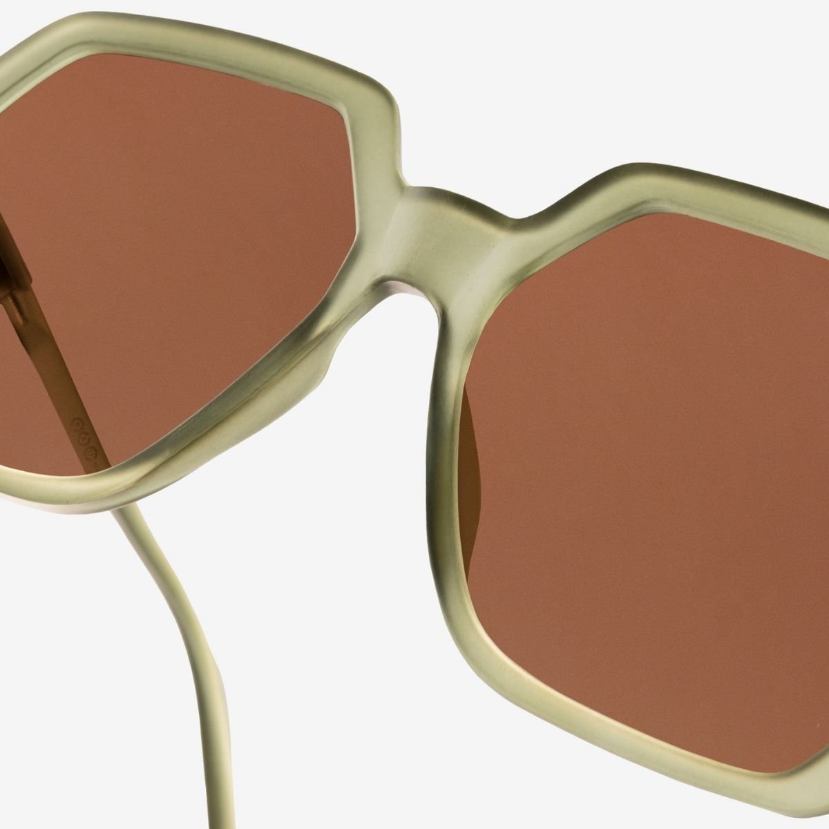 Marie Claire - RAU Readers